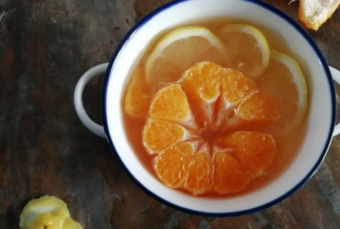 新冠阳了咳嗽最怕的三种水果，橘子煮水/梨子/冰糖雪梨水