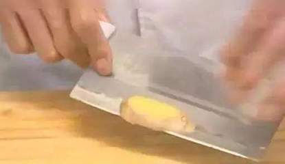 肚脐放姜可以去湿气吗